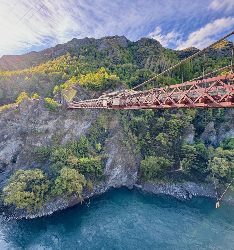 Kawarau Gorge Suspension Bridge